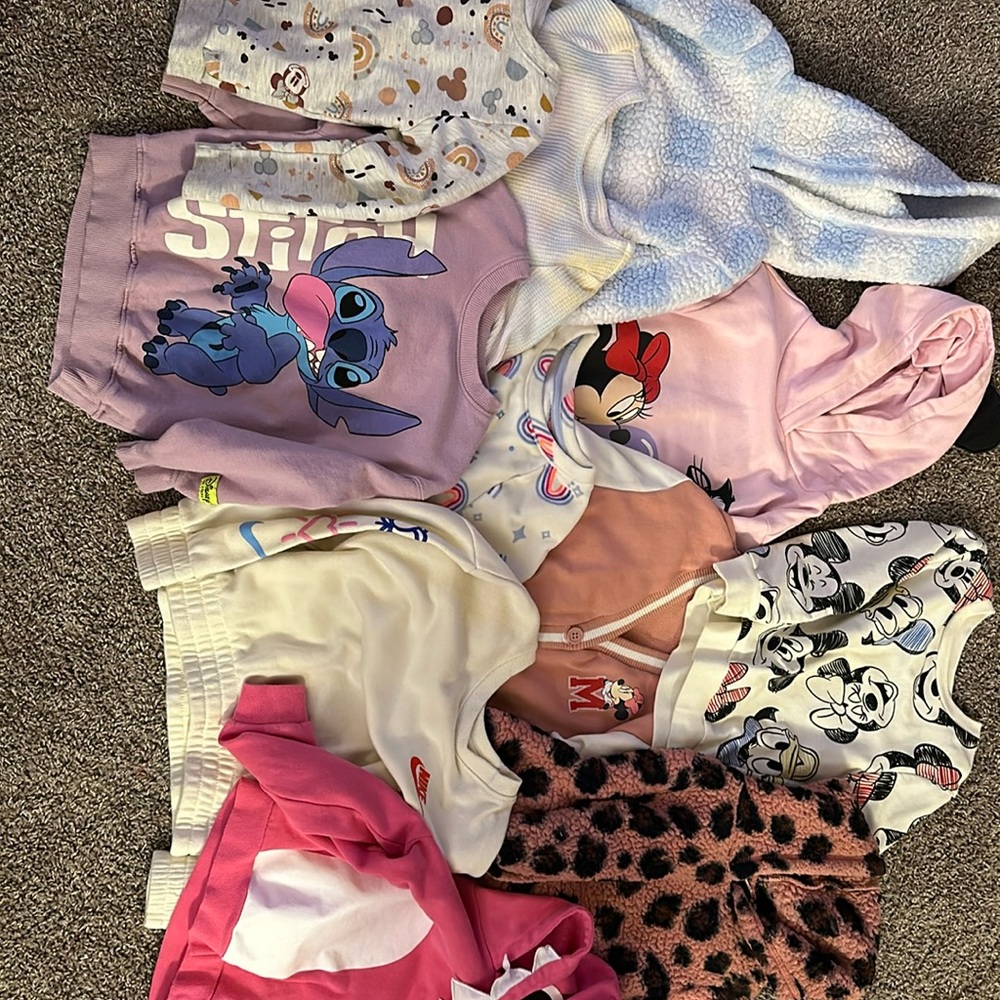 Sweater bundle 🎀